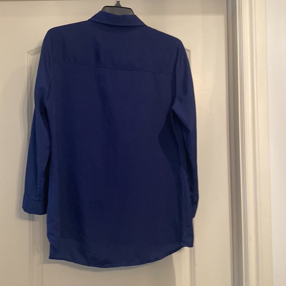 MICHAEL KORS Navy Blue with Silver accents & Front Zipper Blouse Size Medium - Picture 2 of 8